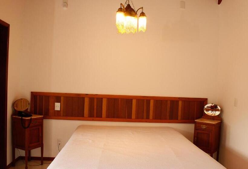 标准工作室, Pousada Bonani