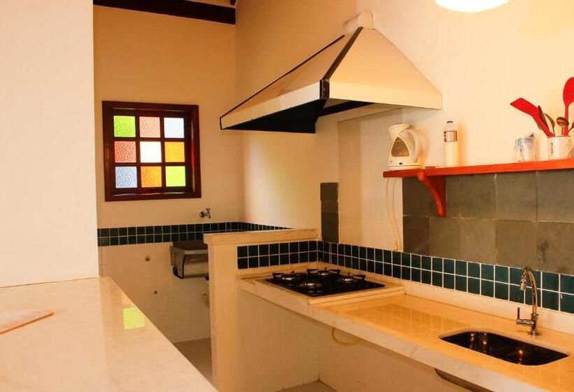 标准工作室, Pousada Bonani