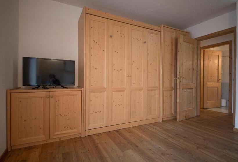 דירת חדר, Residence Miramonti