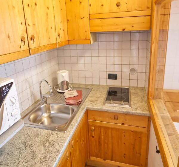 스탠다드 스튜디오, Residence Miramonti