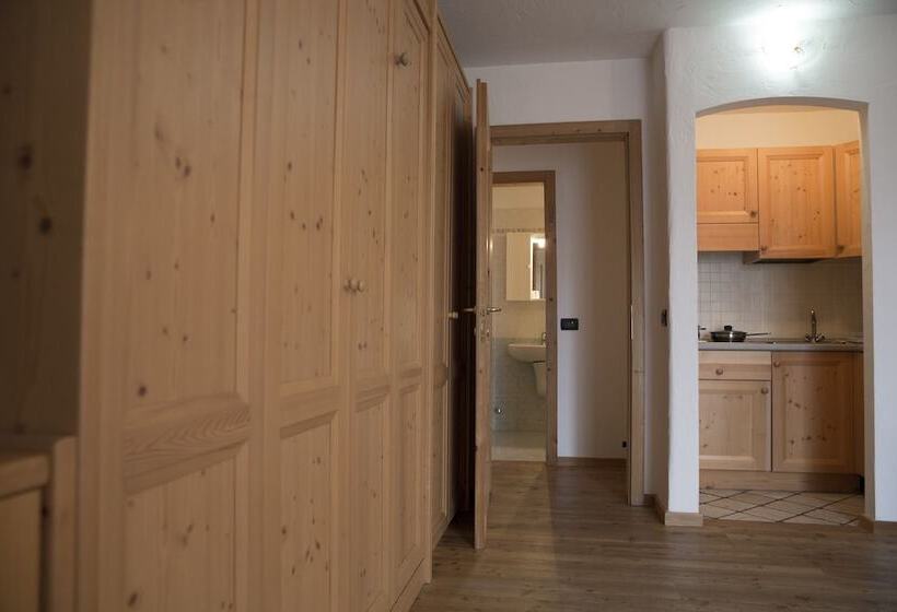 דירת שני חדרים, Residence Miramonti