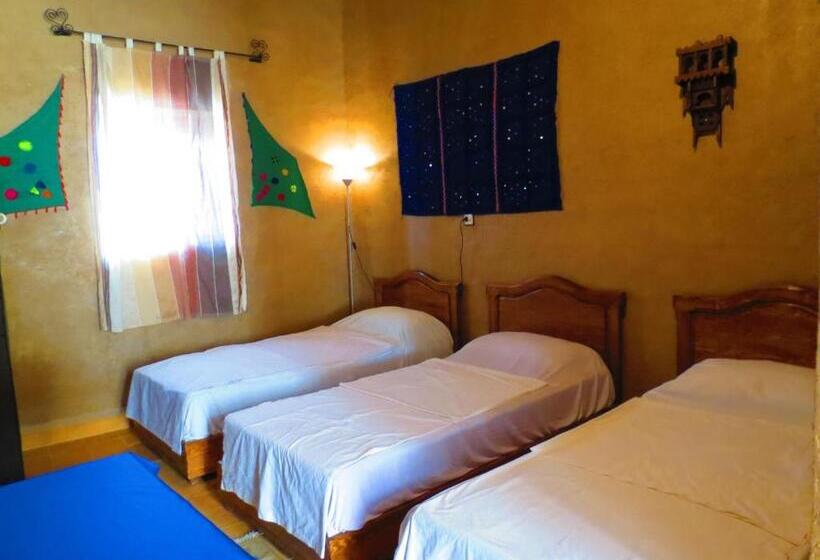 标准三人间, Hôtel Riad Tadarte Familier