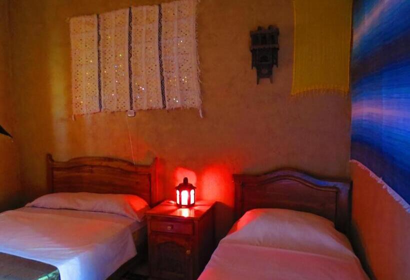 标准三人间, Hôtel Riad Tadarte Familier