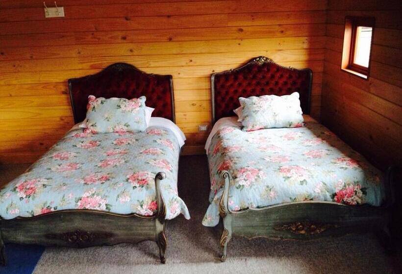 اتاق استاندارد چهار تخته, B&b De German