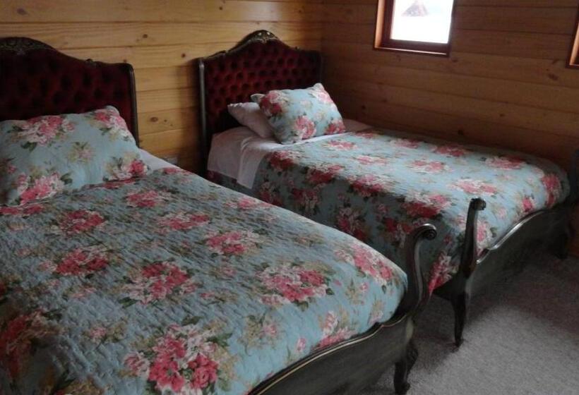 اتاق استاندارد چهار تخته, B&b De German