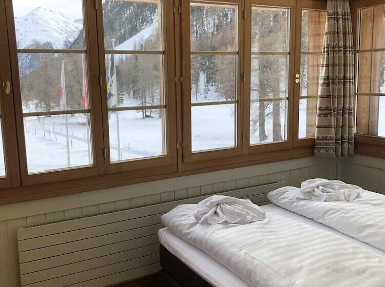 带共用浴室的标准房间, Gasthaus Spinas