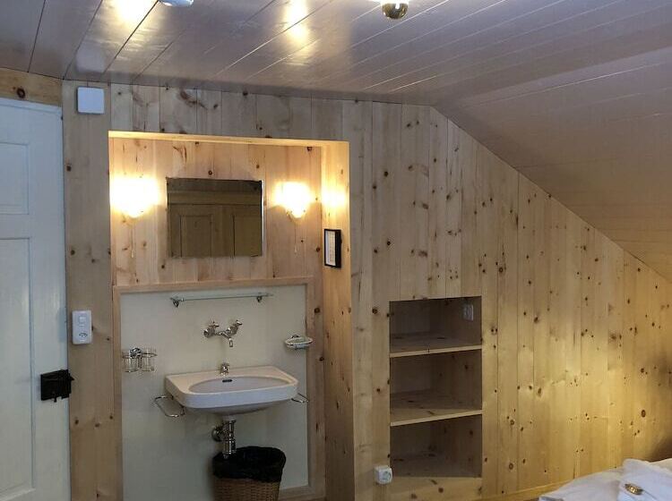 חדר סטנדרט חדר אמבטיה משותף, Gasthaus Spinas