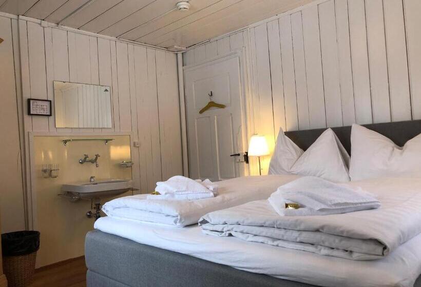 חדר סטנדרט חדר אמבטיה משותף, Gasthaus Spinas