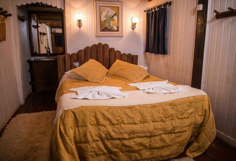 샬레, Pousada Fazenda Rio Das Pedras