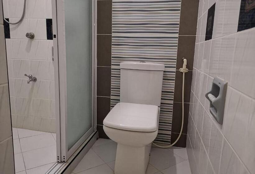 חדר דלוקס, Sm Travelodge