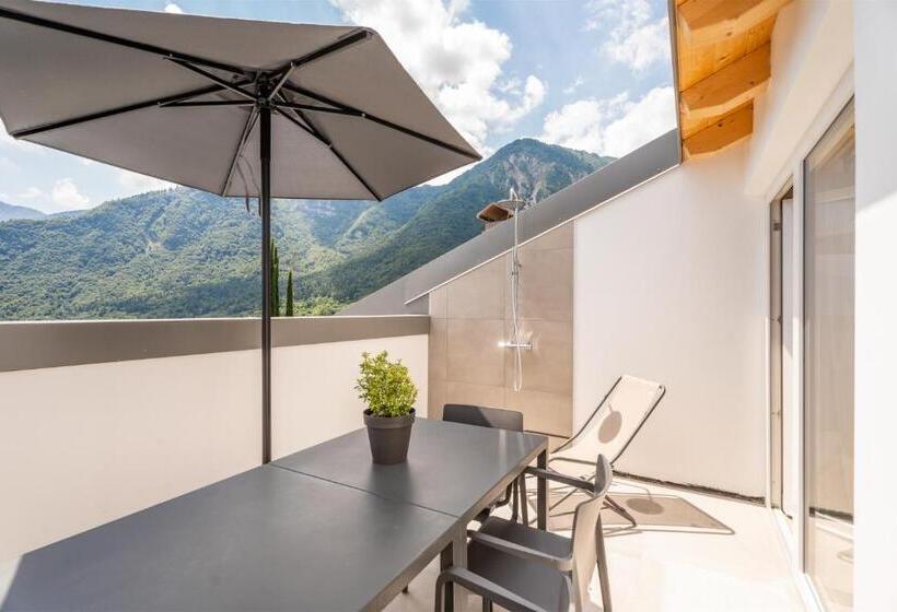 جناح مطل على البحيرة, Casa Al Sole