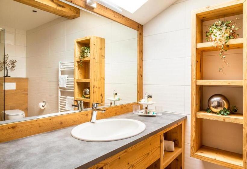 شقة غرفتين, Bio Familienbauernhof Grubsteighof