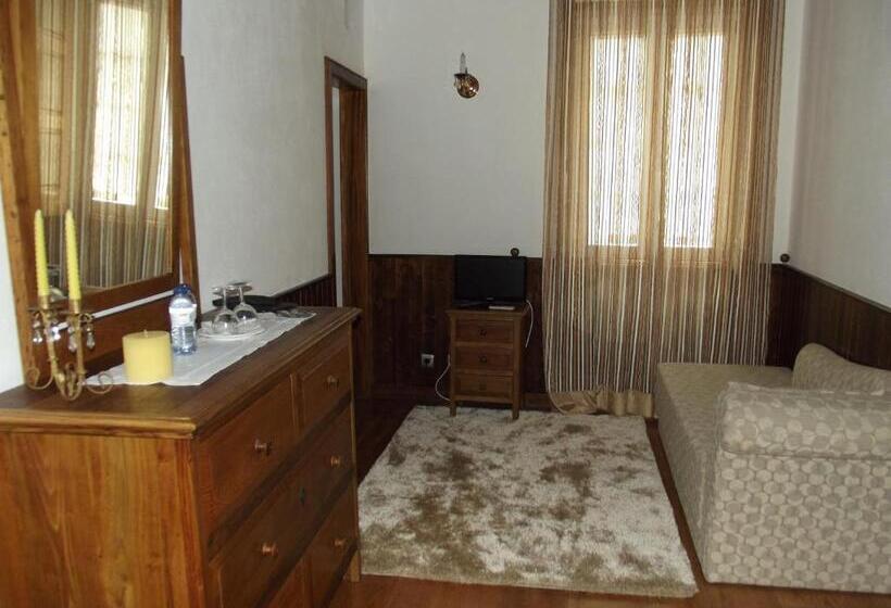 סוויטה, Casa Do Brasao