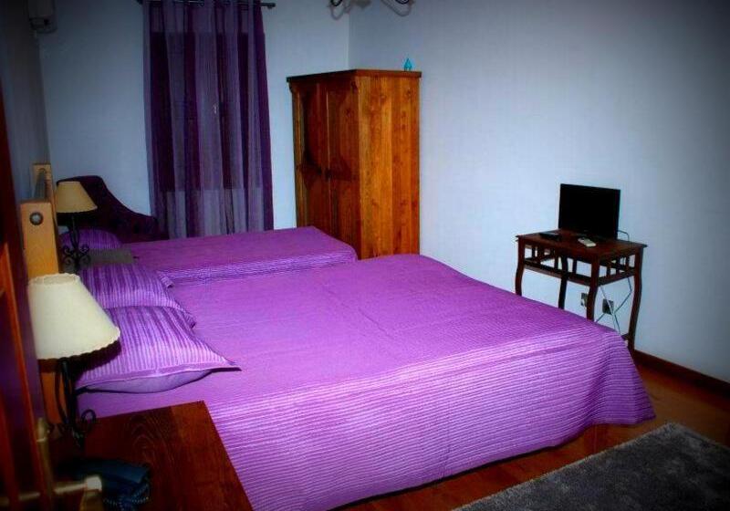 חדר סטנדרט לשלושה, Casa Do Brasao