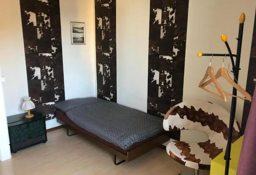 Standard Yhden Hengen Huone Jaettu Kylpyhuone, Chambres D'hotes Le Passiflore