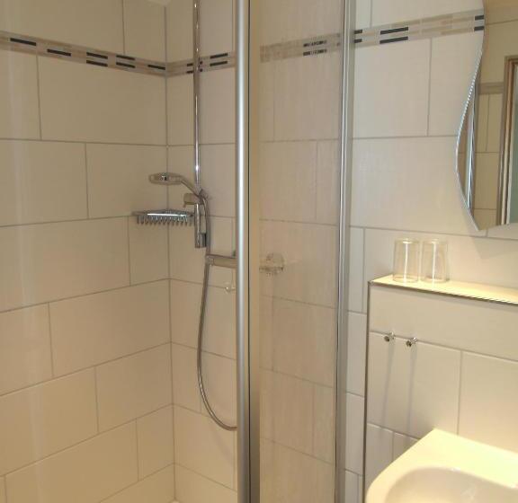 标准间, Grubstuben