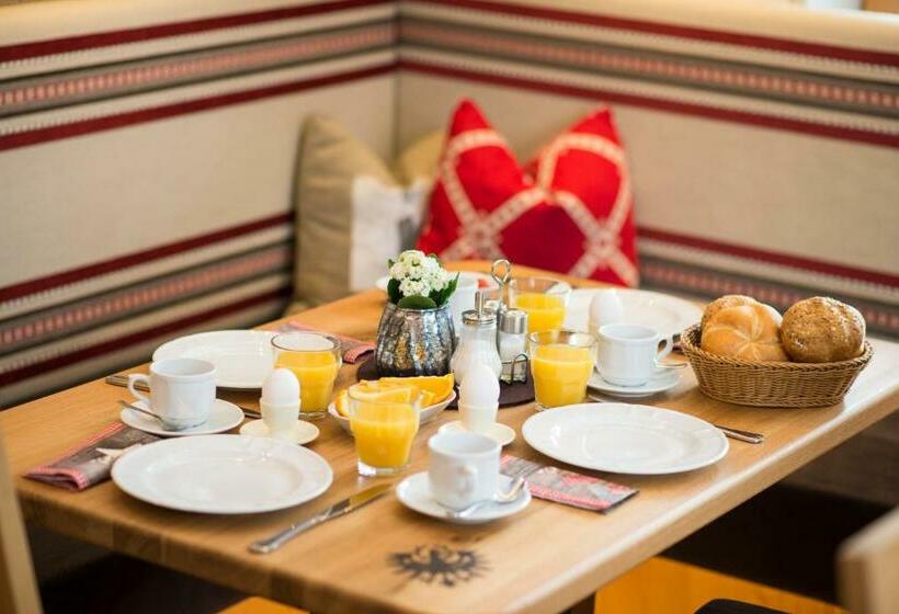 اتاق استاندارد با بالکن, Haus Fernblick