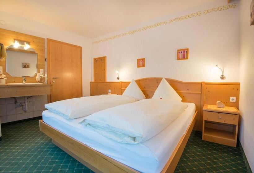 اتاق استاندارد با بالکن, Haus Fernblick