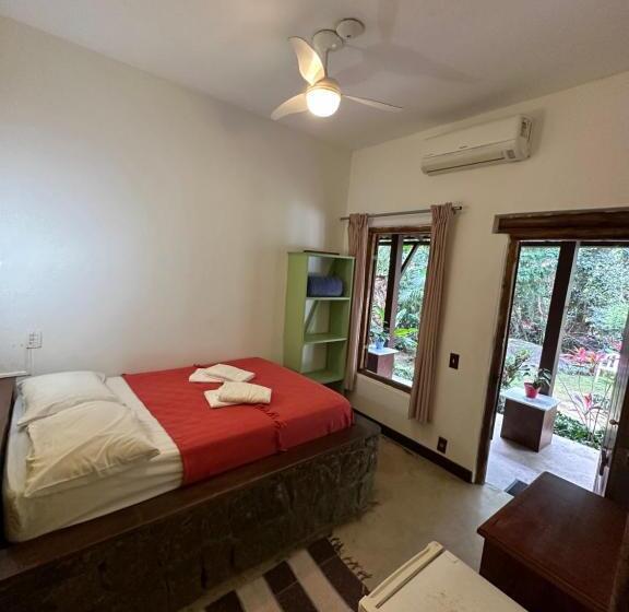 带阳台的豪华间, Pousada Cachoeira