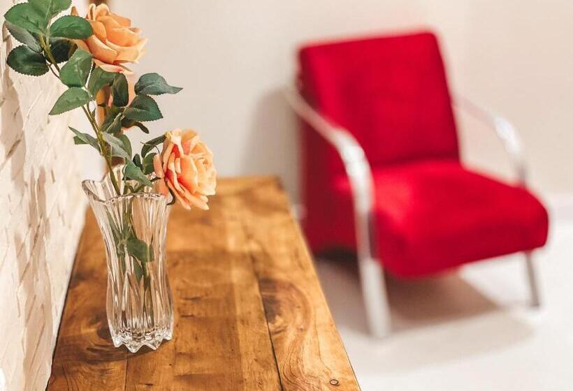 جناح, Pousada Quinta Dos Colibris