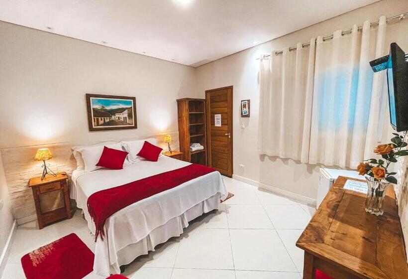 جناح, Pousada Quinta Dos Colibris