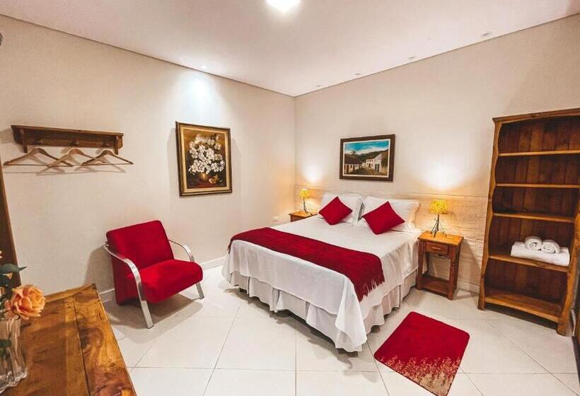 جناح, Pousada Quinta Dos Colibris