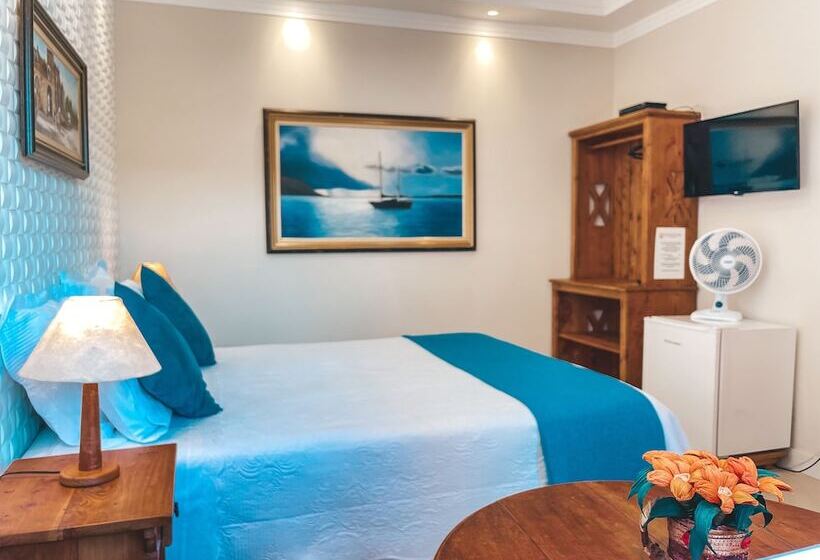 جناح, Pousada Quinta Dos Colibris