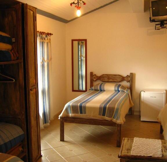 Четырехместный Номер Стандарт, Pousada Serenna Centro