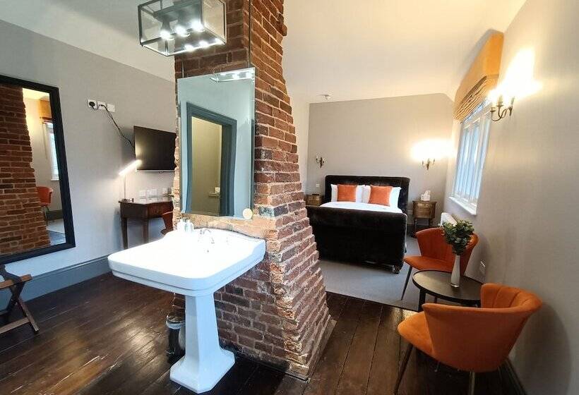 スーペリアールーム, The Linden Stansted