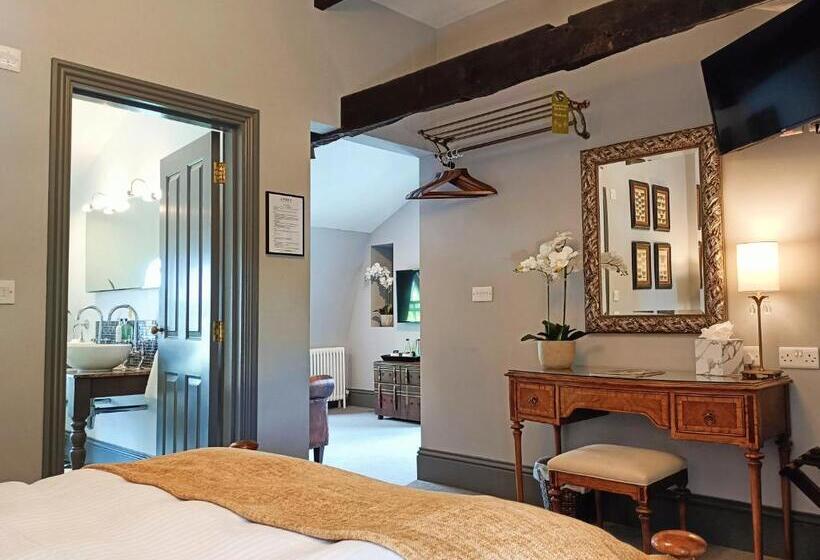 スーペリアースイート, The Linden Stansted