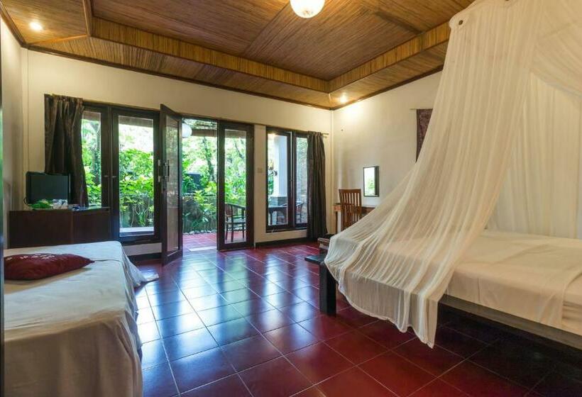 带泳池观景的豪华房, Tropical Bali