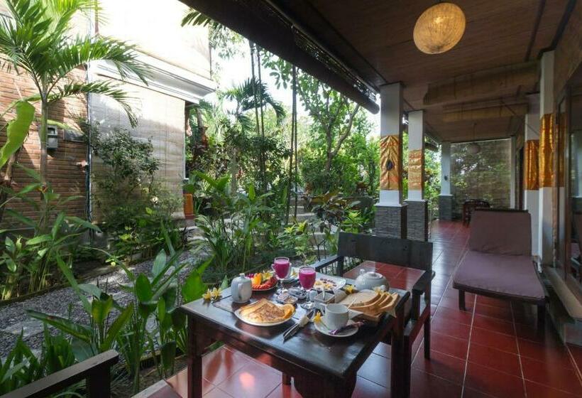 带泳池观景的豪华房, Tropical Bali