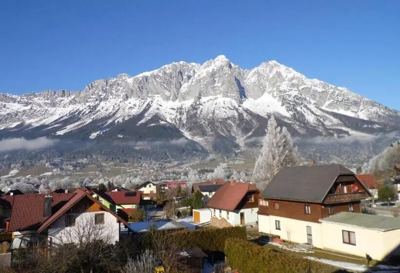 Camera Standard Individuale, Pension Tilly