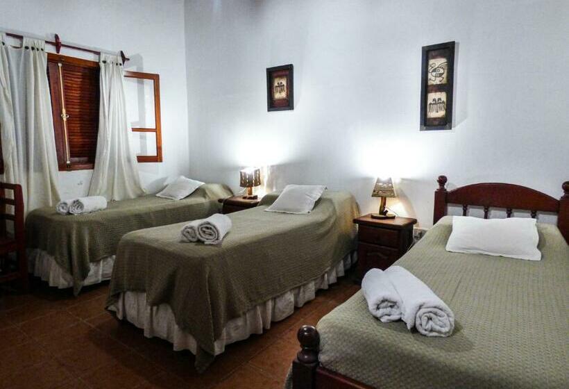 スタンダードトリプルルーム, Hostal Mirador Del Valle