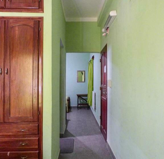 スタンダード４人部屋, Hostal Mirador Del Valle