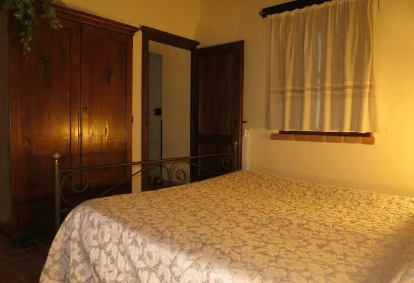 Huoneisto 1 Makuuhuone, Agriturismo Casale Delle Lucrezie