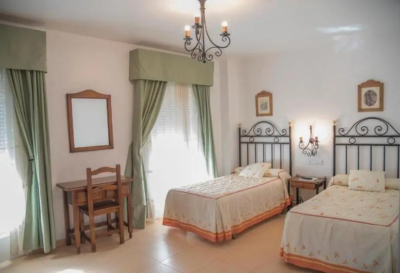スタンダードルーム, Hostal Dp El Pilar