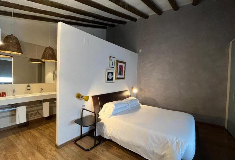 标准间, Hostal Pichorradicas