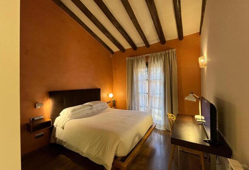 标准间, Hostal Pichorradicas