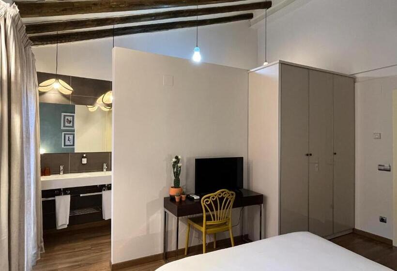 标准间, Hostal Pichorradicas