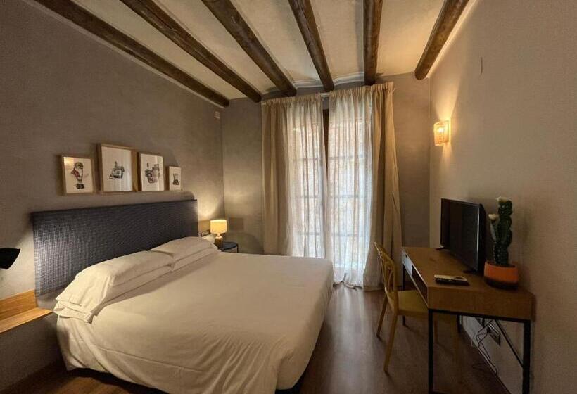 标准间, Hostal Pichorradicas