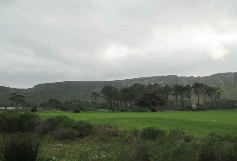 디럭스 룸 산전망, Mulligans Guest Lodge