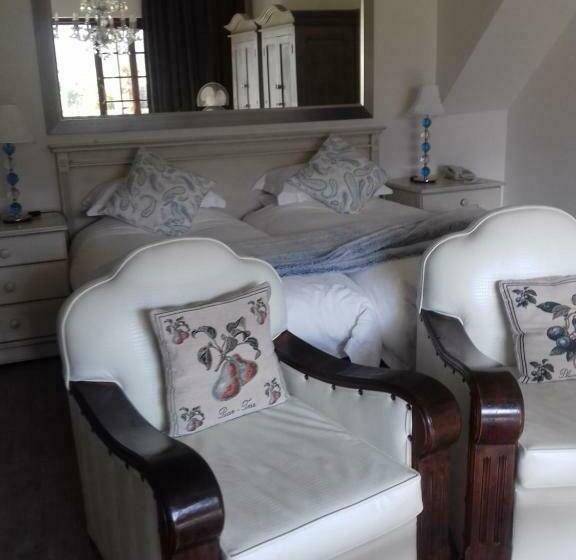 디럭스 룸 산전망, Mulligans Guest Lodge