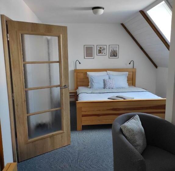 スタンダード４人部屋, Penzion Adler