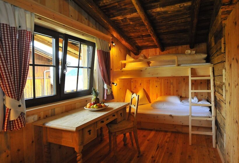 2-Bedroom Classic Apartment, Resort Alt ötztal