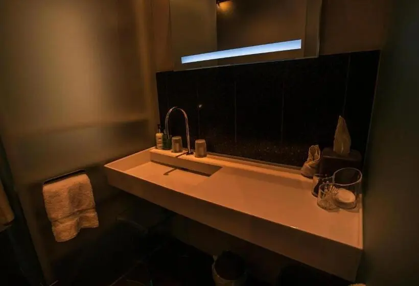 デラックスルーム, The Salty Monk Bed & Breakfast