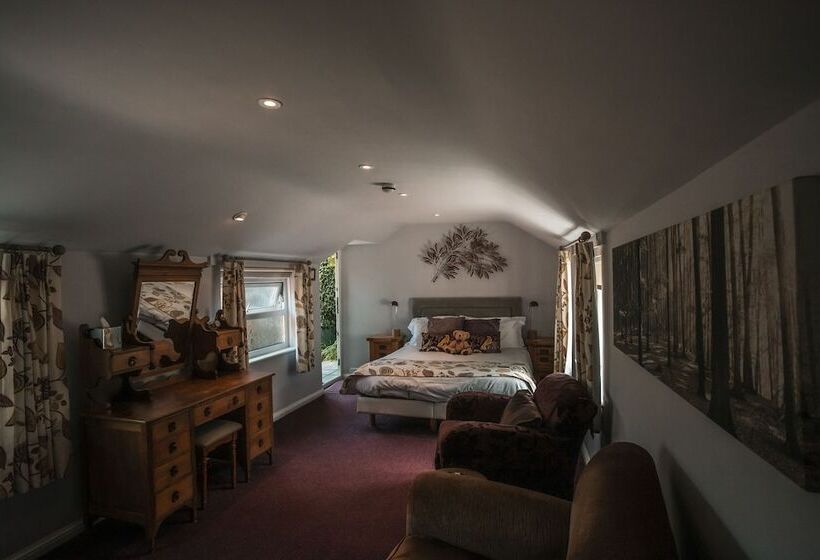 スイート, The Salty Monk Bed & Breakfast