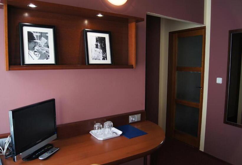 סוויטת ג'וניור, Pension Harmonie  Self Check In