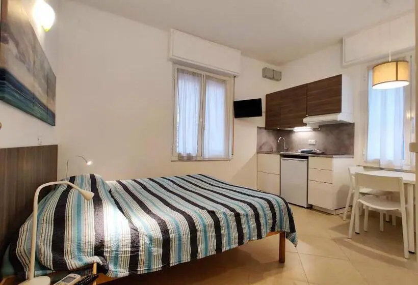 استودیوی استاندارد, Residence Glicini