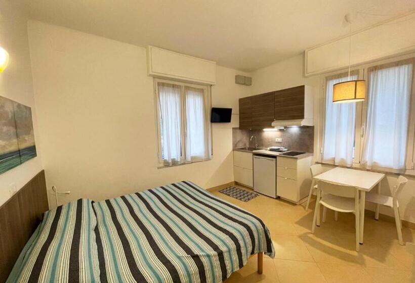 스탠다드 스튜디오, Residence Glicini